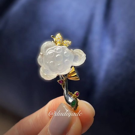 緬甸翡翠A玉冰蓮花胸針Jadiete Jade Icy Lotus Brooch 18K Gold & Diamonds