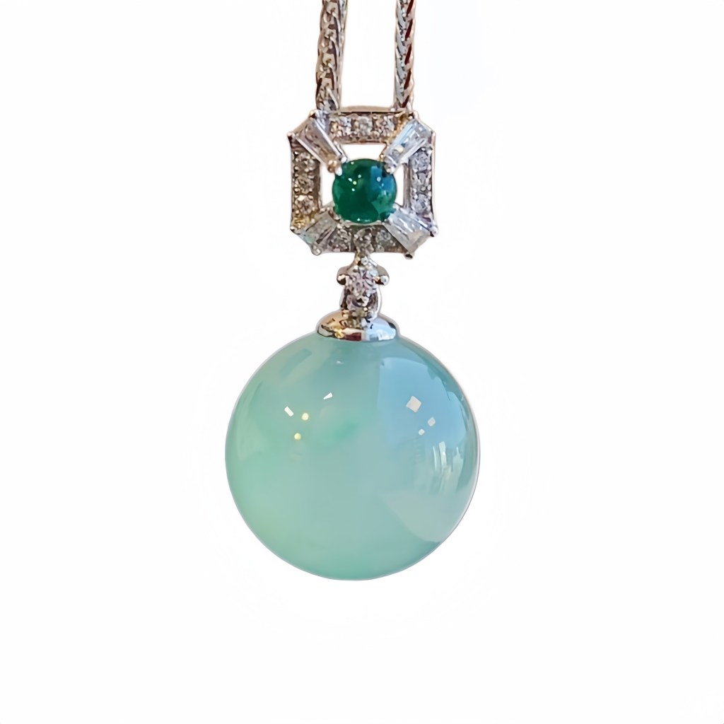 緬甸翡翠A玉冰綠珠吊墜18K金鑽石Burmese Jadeite Jade Icy Green Bead Pendant 18K Gold, Emerald & Diamonds